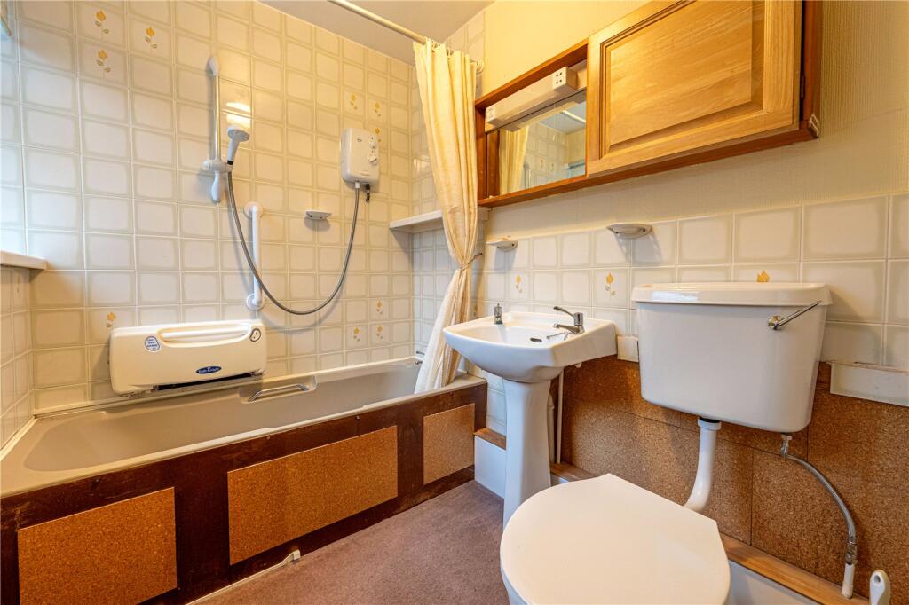 Additional property image - Repington Road North, Tamworth, Staffordshire, B77