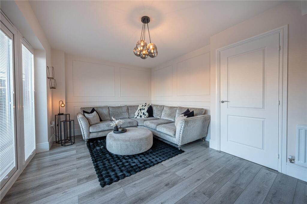 Additional property image - Lapley Avenue, Amington, Tamworth, Staffordshire, B77