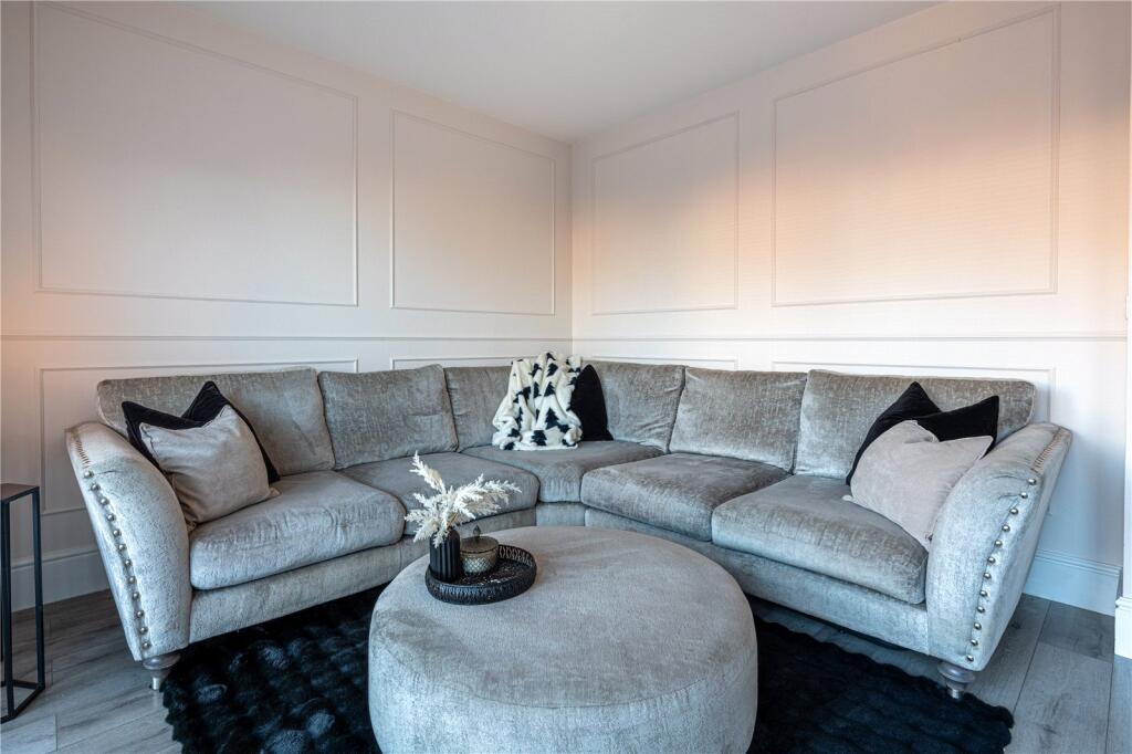 Additional property image - Lapley Avenue, Amington, Tamworth, Staffordshire, B77
