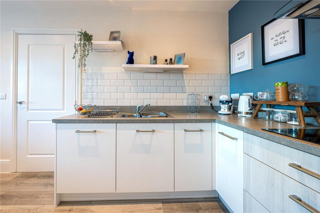Additional property image - Lapley Avenue, Amington, Tamworth, Staffordshire, B77