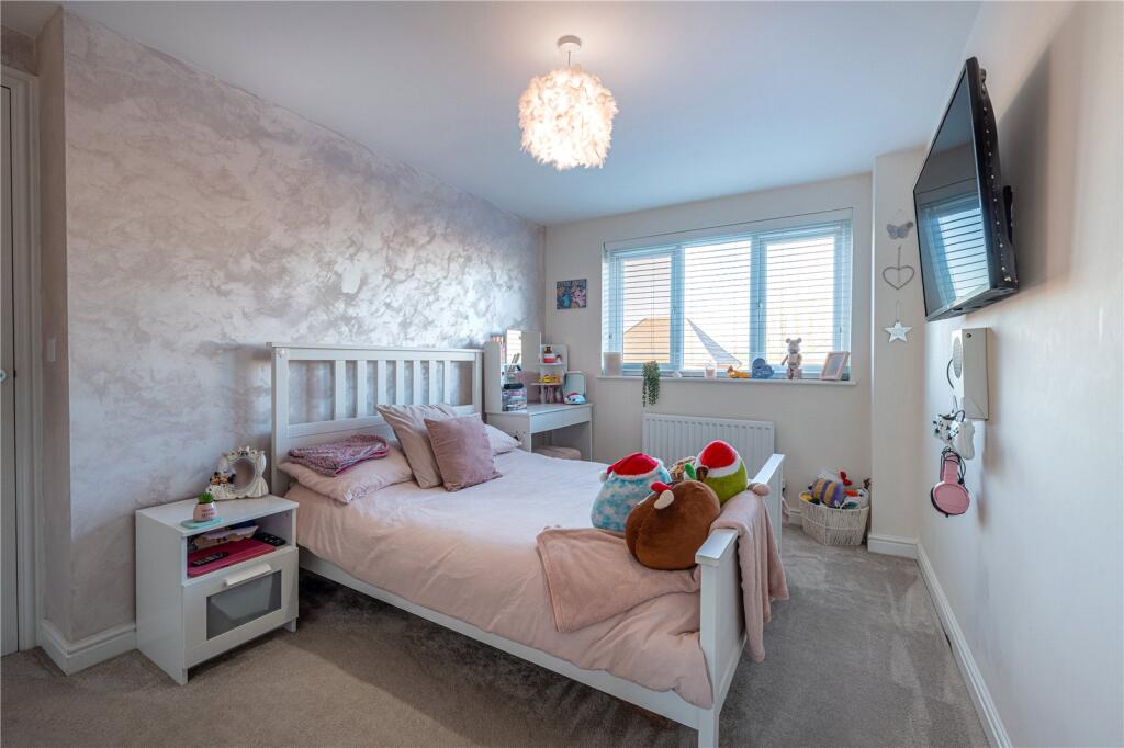 Additional property image - Lapley Avenue, Amington, Tamworth, Staffordshire, B77