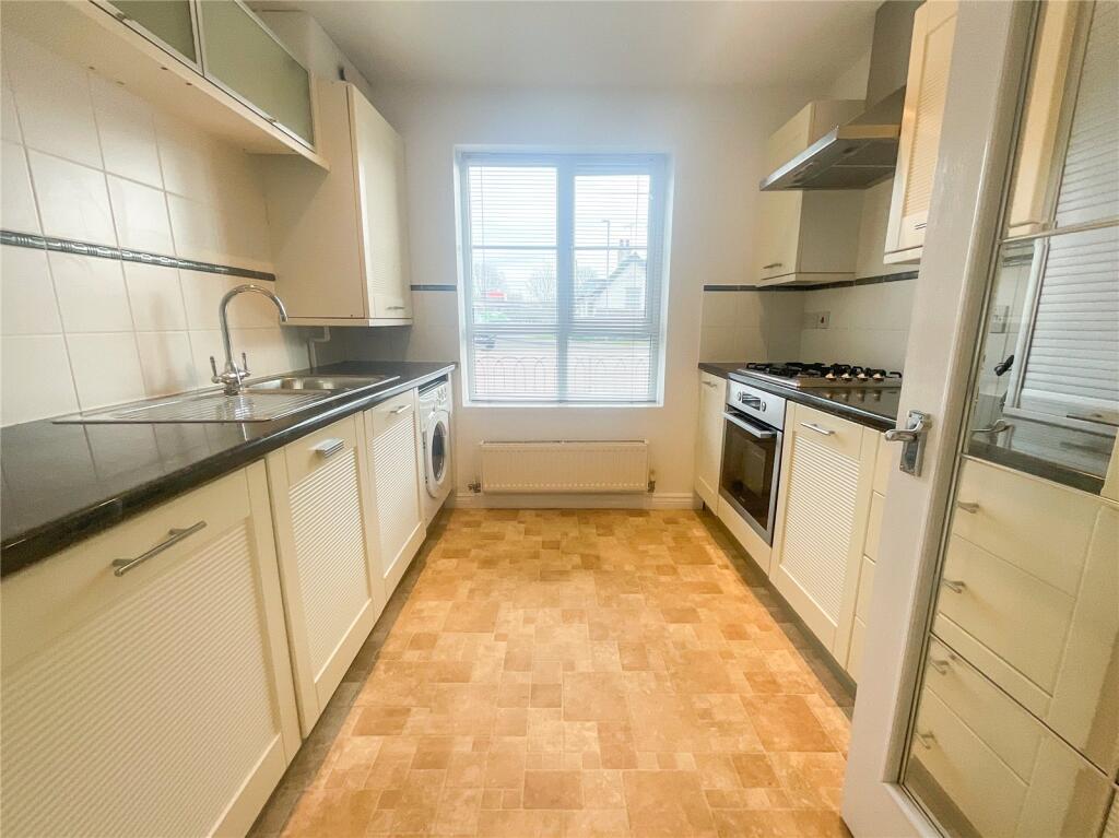 Additional property image - Lakeview Avenue, Tamworth, Staffordshire, B78