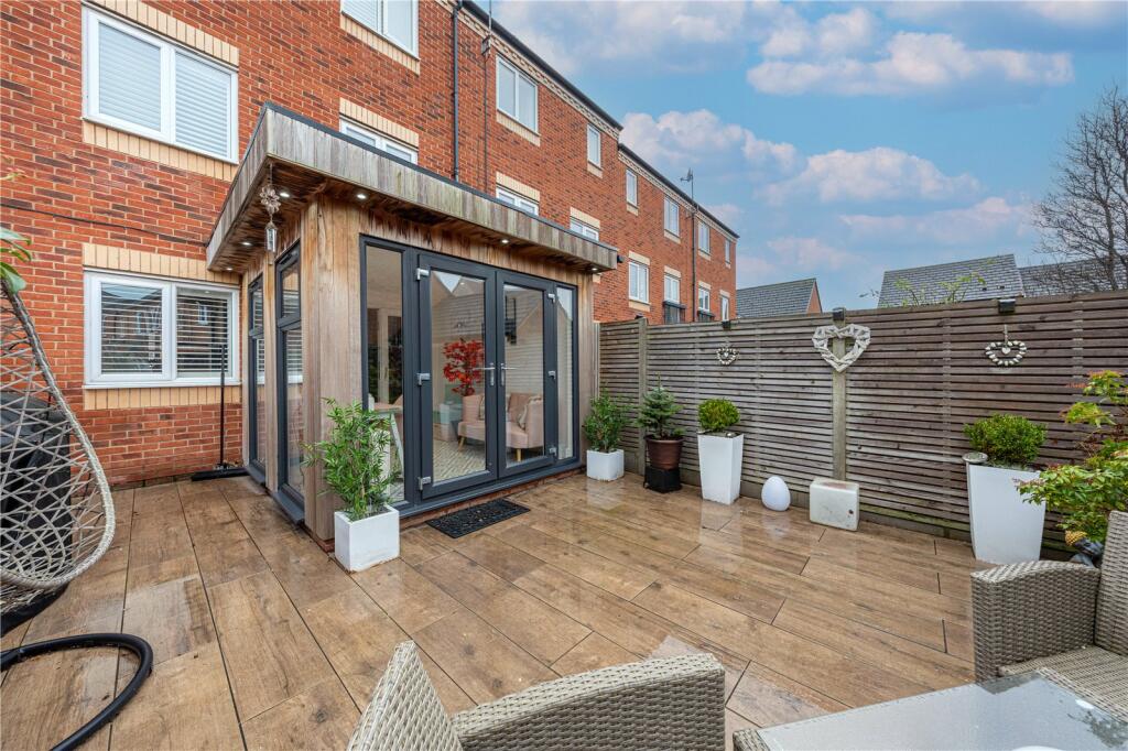 Additional property image - Valley Drive, Wilnecote, Tamworth, Staffordshire, B77