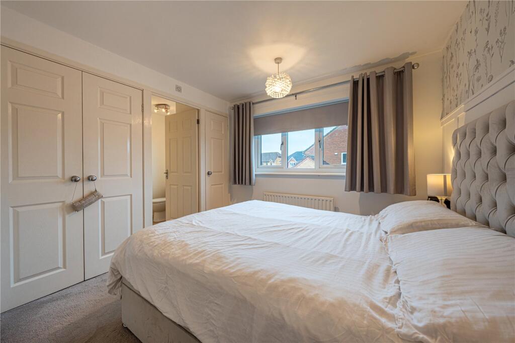 Additional property image - Harwood Drive, Dosthill, Tamworth, Staffordshire, B77