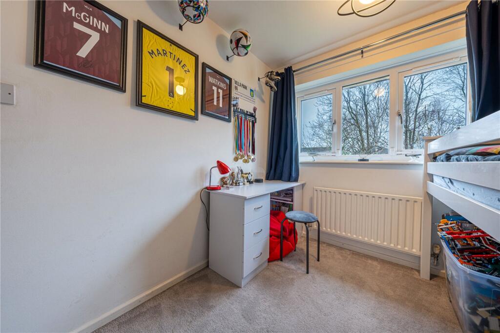 Additional property image - Harwood Drive, Dosthill, Tamworth, Staffordshire, B77