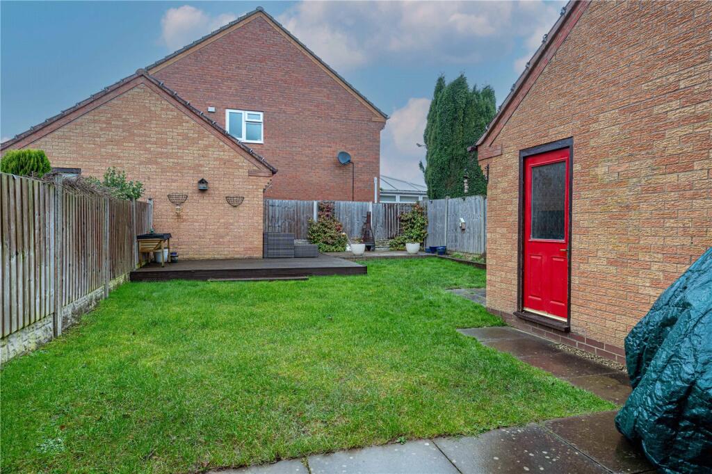Additional property image - Harwood Drive, Dosthill, Tamworth, Staffordshire, B77