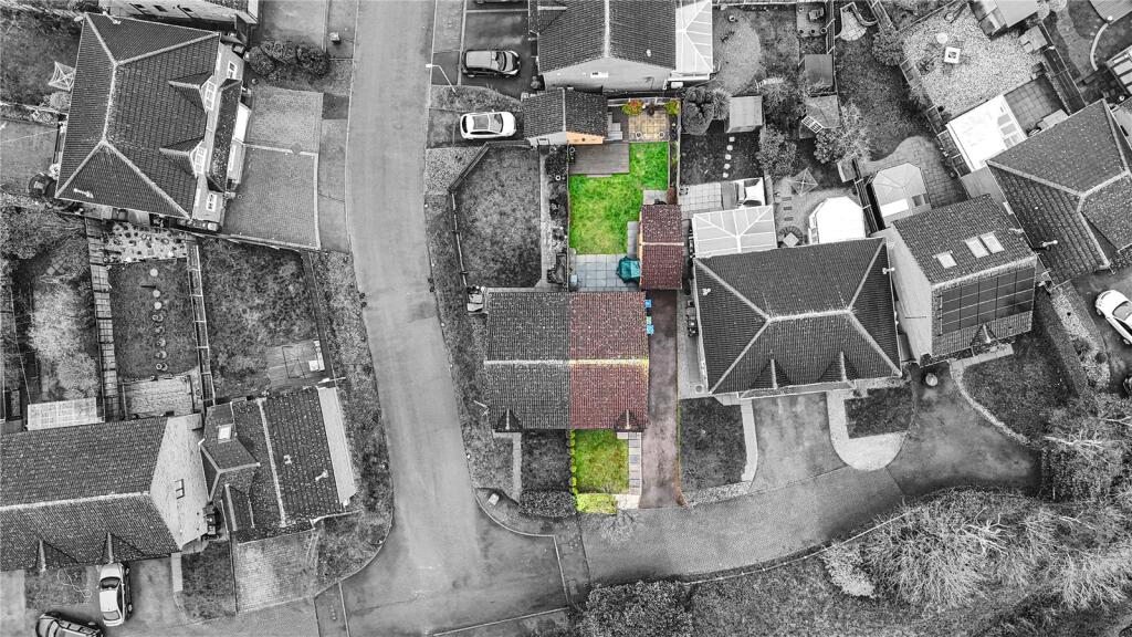 Additional property image - Harwood Drive, Dosthill, Tamworth, Staffordshire, B77