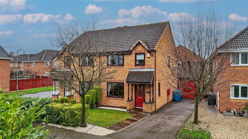 Additional property image - Harwood Drive, Dosthill, Tamworth, Staffordshire, B77