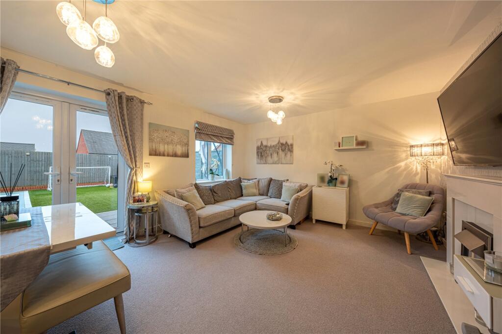 Additional property image - Meadow Way, Tamworth, Staffordshire, B79