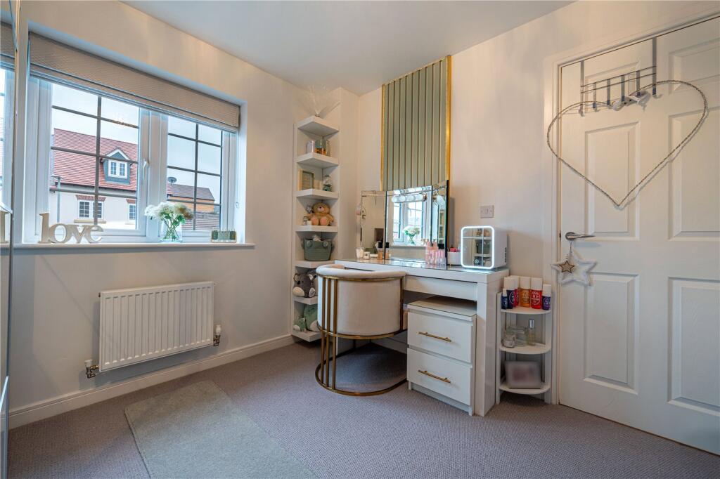 Additional property image - Meadow Way, Tamworth, Staffordshire, B79