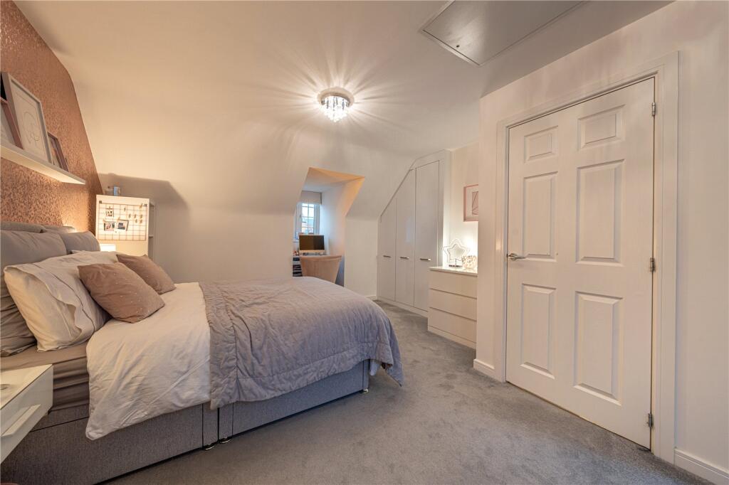 Additional property image - Meadow Way, Tamworth, Staffordshire, B79