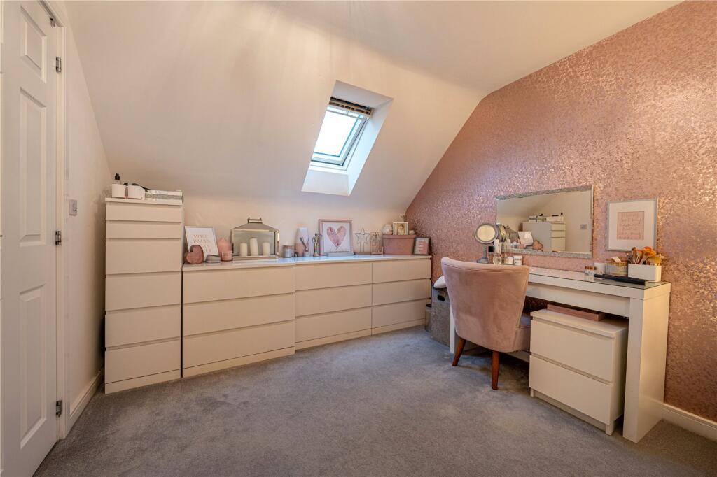 Additional property image - Meadow Way, Tamworth, Staffordshire, B79