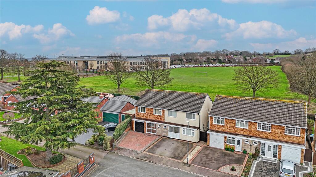 Additional property image - Longlands Drive, Tamworth, Staffordshire, B77