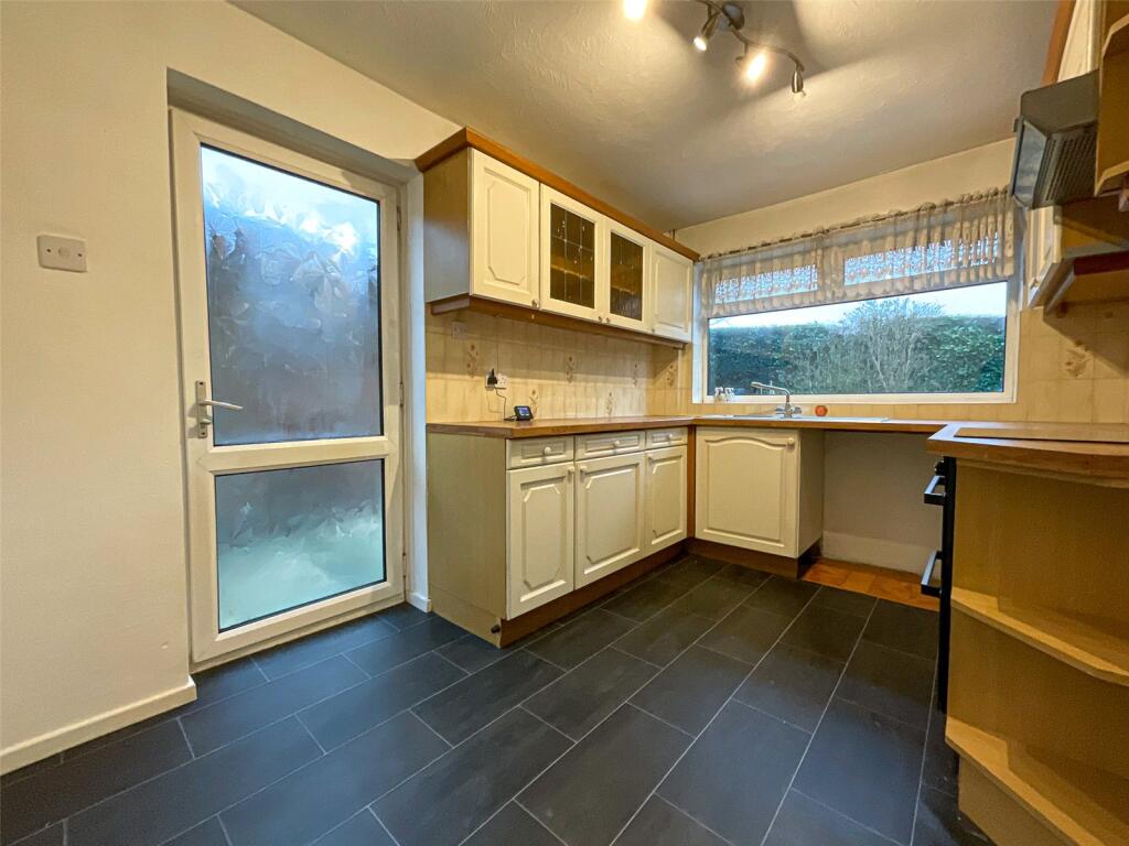 Additional property image - Longlands Drive, Tamworth, Staffordshire, B77