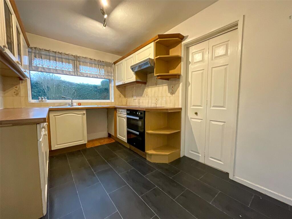 Additional property image - Longlands Drive, Tamworth, Staffordshire, B77