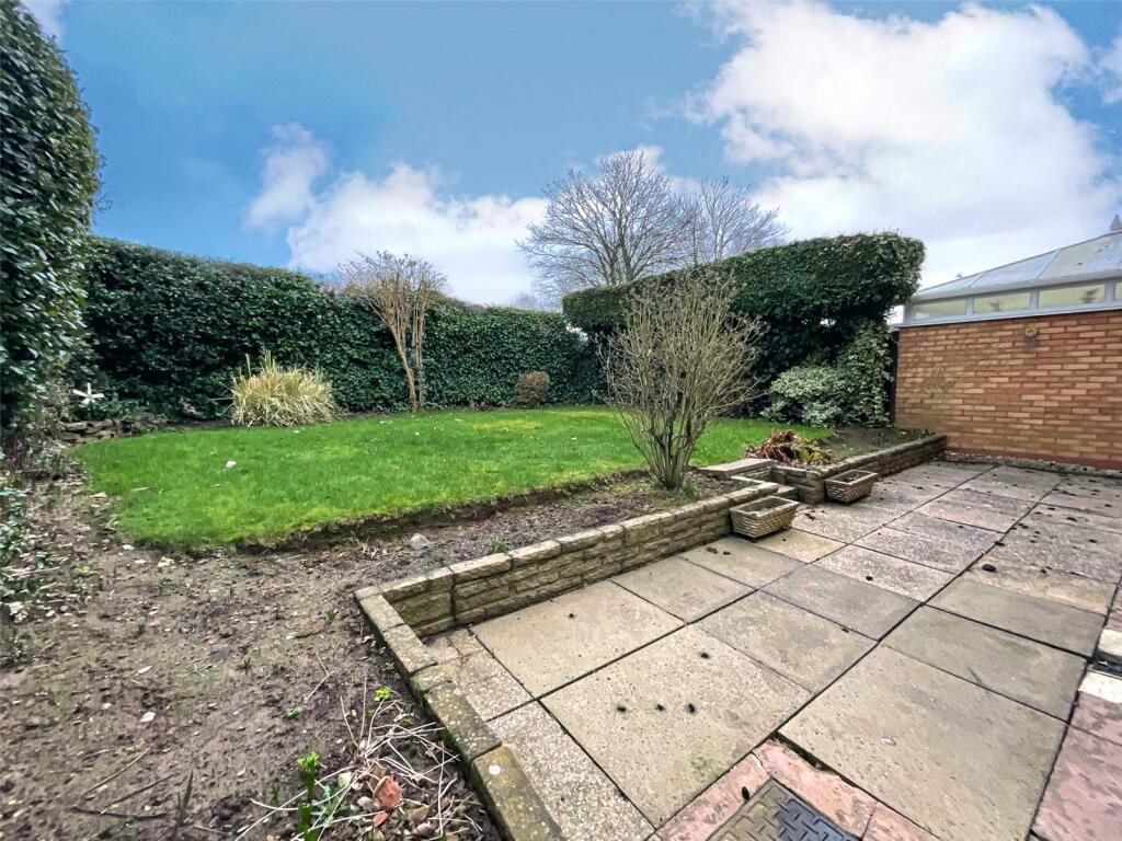 Additional property image - Longlands Drive, Tamworth, Staffordshire, B77