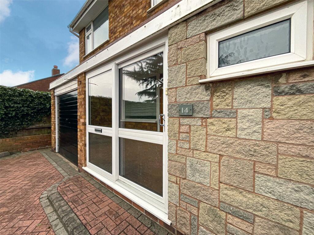 Additional property image - Longlands Drive, Tamworth, Staffordshire, B77