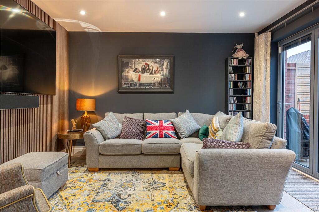 Additional property image - Hopton Close, Amington, Tamworth, Staffordshire, B77