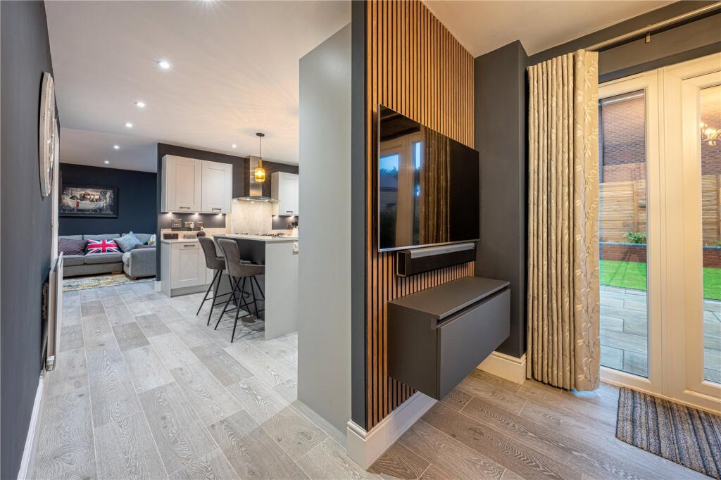 Additional property image - Hopton Close, Amington, Tamworth, Staffordshire, B77