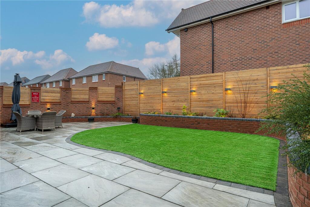 Additional property image - Hopton Close, Amington, Tamworth, Staffordshire, B77