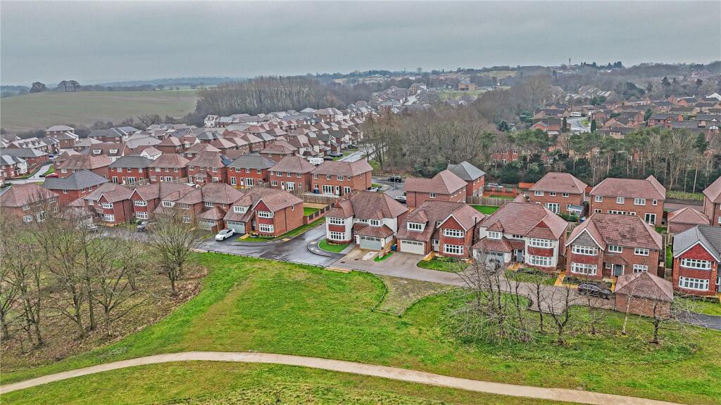 Additional property image - Hopton Close, Amington, Tamworth, Staffordshire, B77