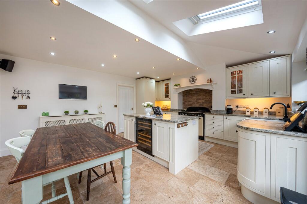 Additional property image - The Green, Bonehill, Tamworth, Staffordshire, B78