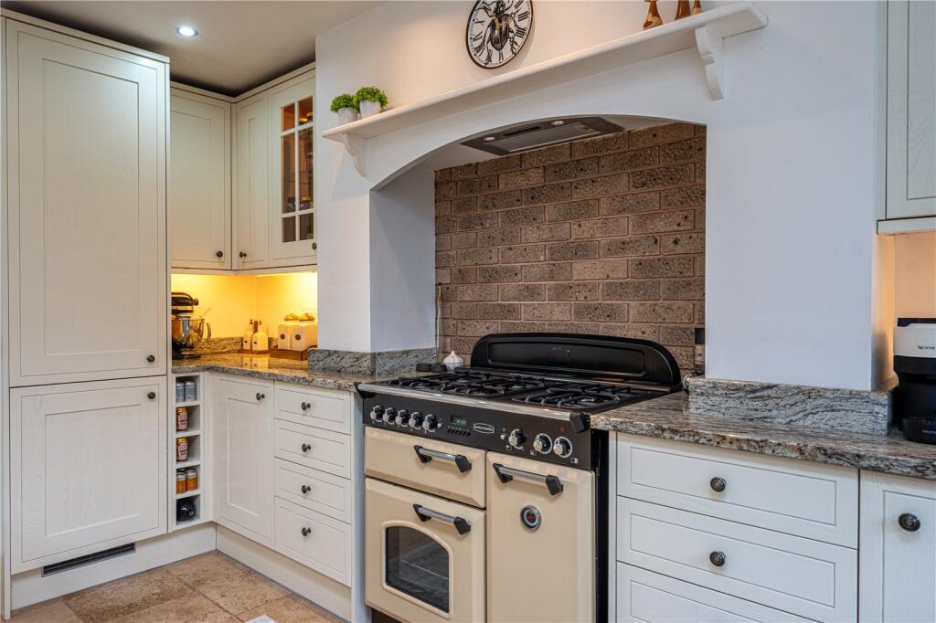 Additional property image - The Green, Bonehill, Tamworth, Staffordshire, B78