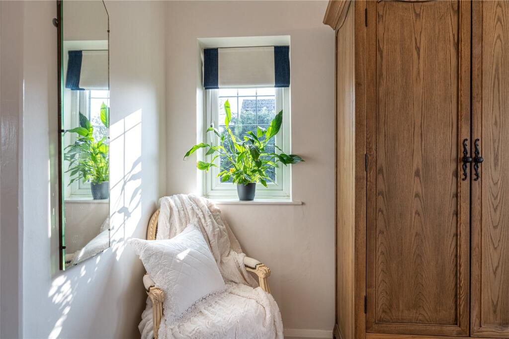 Additional property image - The Green, Bonehill, Tamworth, Staffordshire, B78