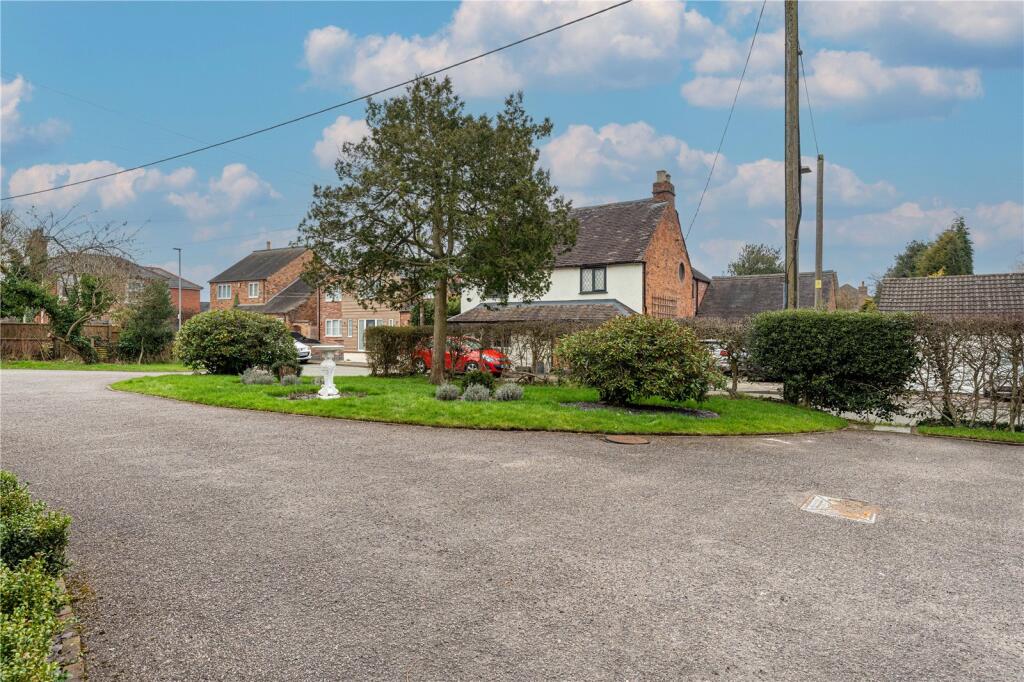 Additional property image - The Green, Bonehill, Tamworth, Staffordshire, B78
