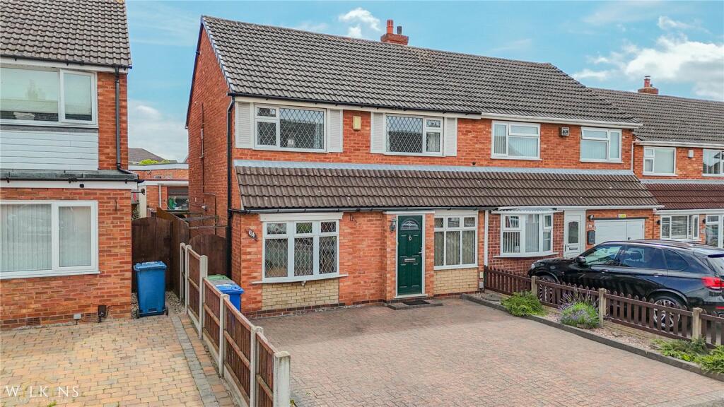 Main image of property: Torc Avenue, Tamworth, Staffordshire, B77