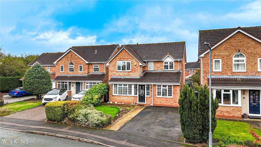 Main image of property: Hampshire Close, Tamworth, Staffordshire, B78