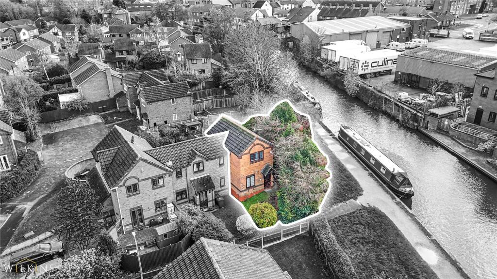 Main image of property: Somerset Close, Tamworth, Staffordshire, B78