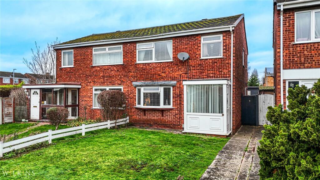 Main image of property: Shirley Walk, Tamworth, Staffordshire, B79