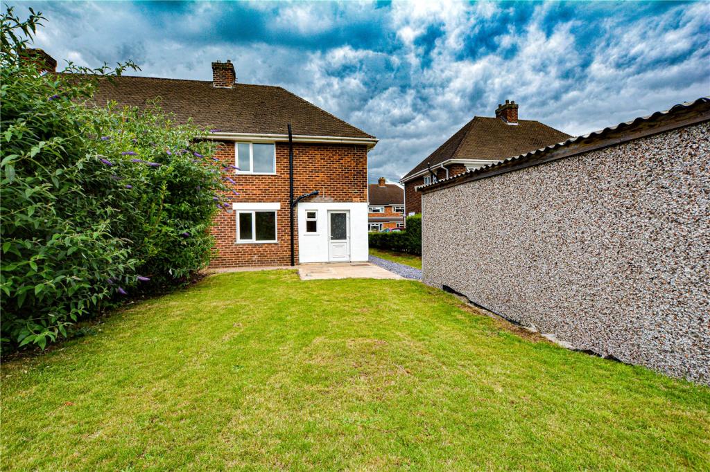 3 bedroom end of terrace house for sale in Colbourne Road, Fazeley