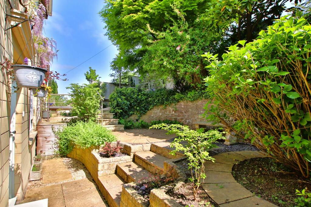 Additional property image - Bloomfield Road, Bath