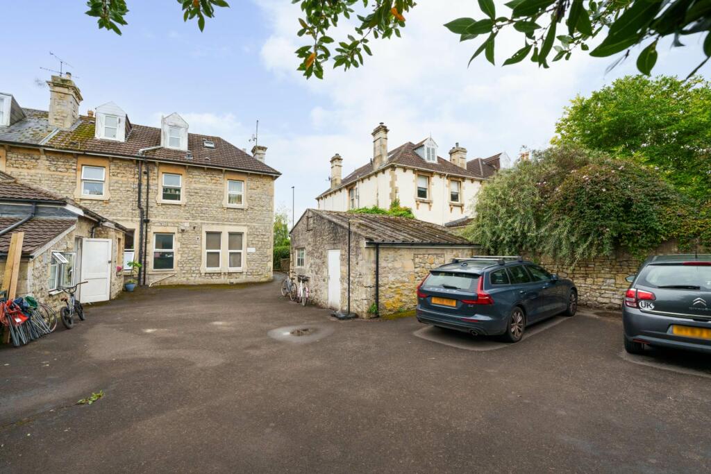 Additional property image - Newbridge Hill, Bath