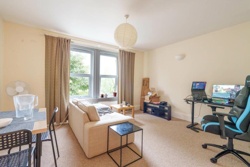Additional property image - Newbridge Hill, Bath