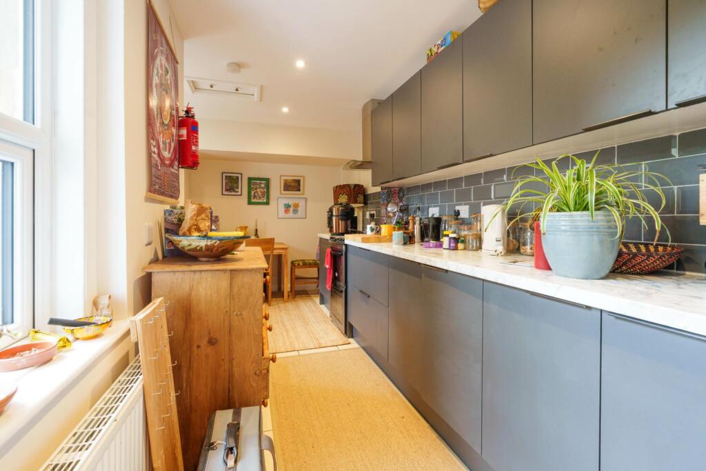 Additional property image - Newbridge Hill, Bath