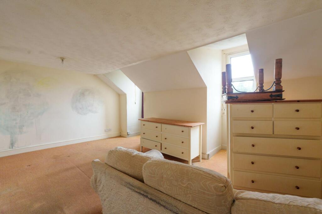 Additional property image - Newbridge Hill, Bath