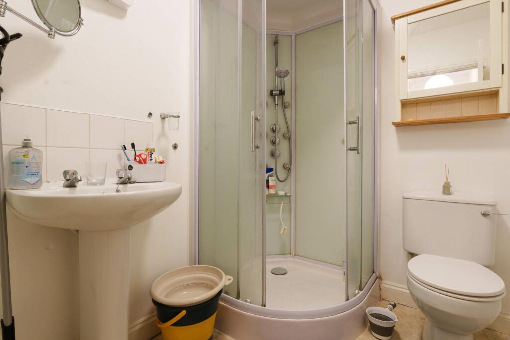 Additional property image - Newbridge Hill, Bath