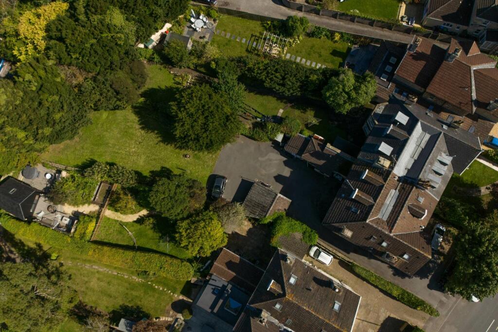 Additional property image - Newbridge Hill, Bath