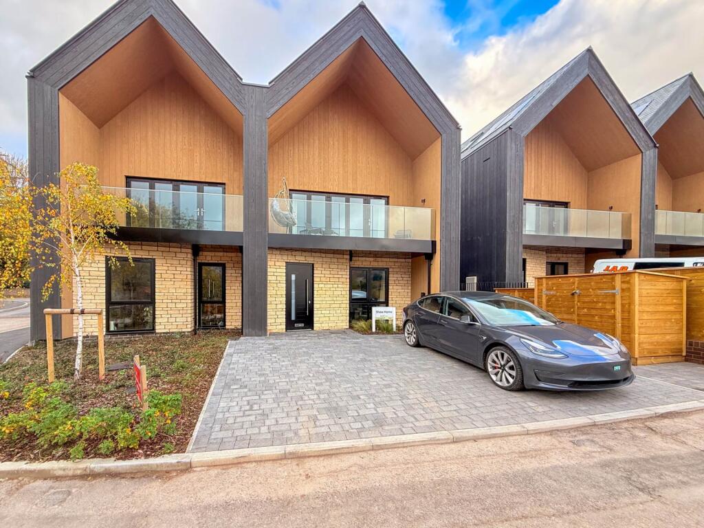 Main image of property: London Road West, Bath