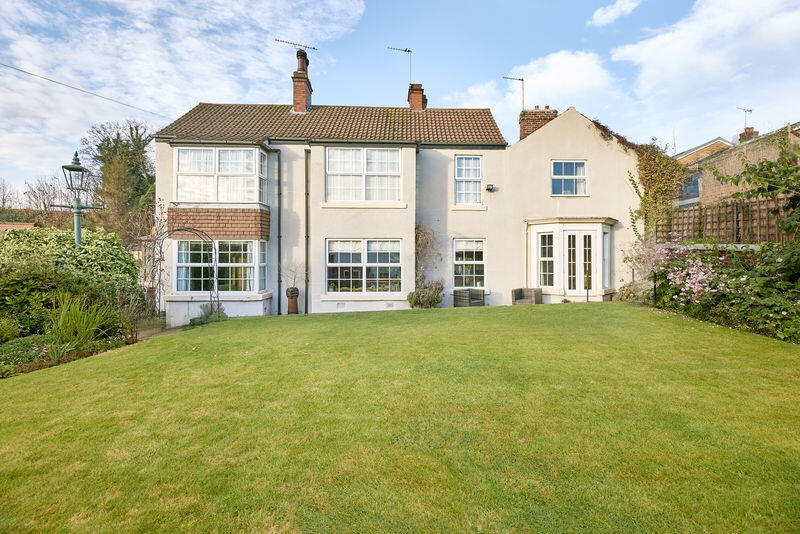 Main image of property: Dandy Mill Farm, Water Lane, Pontefract