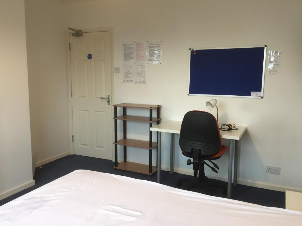 Main image of property: Hampton Close, Worcester WR2 5LX