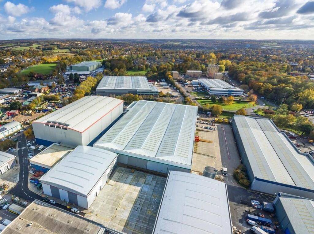 Warehouse to lease in Hemel 161, Eastman Way, Hemel Hempstead