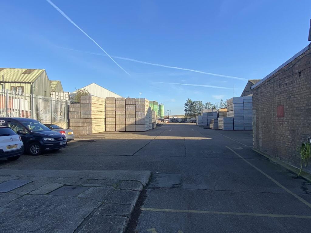 Additional image 5 of Cedars Transport Depot, Church Manorway, Erith, DA8 1DE