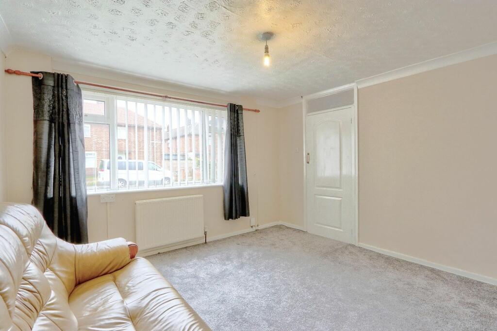 3 bedroom end of terrace house for rent in Gilmonby Road, Middlesbrough