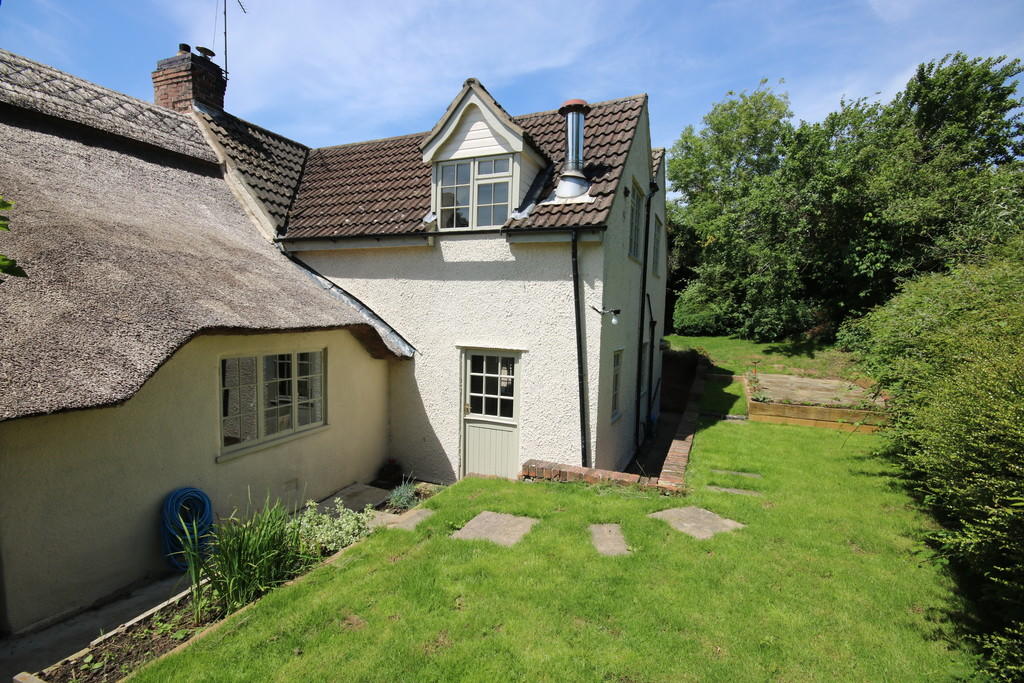 5 bedroom cottage for sale in Broom Cottage, Barsby, LE7