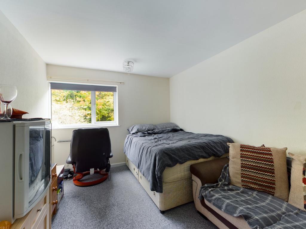 3 bedroom semidetached house for sale in Lyneham Way, Birmingham, B35