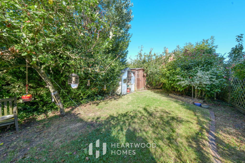 Additional property image - Gresford Close, St. Albans, AL4 0UB